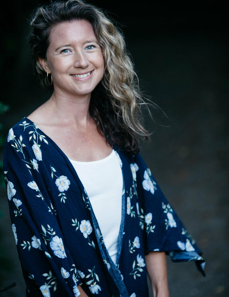 Photo of Dr. Julia Christensen