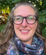 Book an Appointment with Amy Paris at Online Only