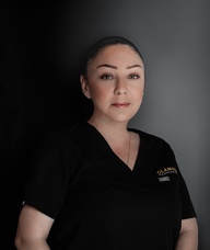 Book an Appointment with Lisa R for Microneedling