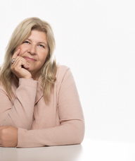 Book an Appointment with Michelle Boone for Holistic Treatments - Reiki + Huna Healing