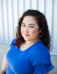 Jennifer Lake null