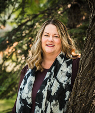 Book an Appointment with Amy Decelles for Psychologists