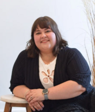 Book an Appointment with Sydney Poff for Infant Feeding Consultation