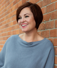Book an Appointment with Jennefer Gillian Davis for Neurolinguistic Therapy / Hypnotherapy
