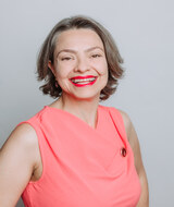 Book an Appointment with Veronica Herfindahl at Innerverse Therapy