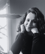 Book an Appointment with Monique Mathew for Complimentary 15-Minute Consultation (Individuals & Couples)