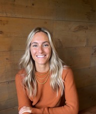 Book an Appointment with Nicole Valeriote for Psychotherapy with Nicole