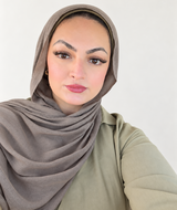 Book an Appointment with Adian Alsadaani at Resilient Roots Therapy Online