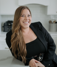 Book an Appointment with Kelsey Dyck for Complimentary Consultations