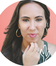 Book an Appointment with Lindsay Middaugh for Free Connection Calls for Online, Phone, or Chat Therapy