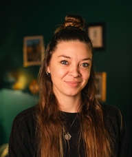 Book an Appointment with Courtney Eistetter for Acupuncture & Cupping