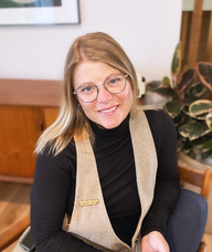 Book an Appointment with Risa Kennedy for Counselling