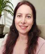 Book an Appointment with Nadia Stolpner at Sun & Moon Therapy Toronto