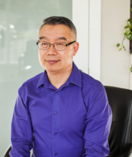 Book an Appointment with Dr. Ran Xiang (Raymond) Liu for Acupuncture