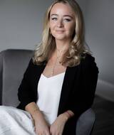 Book an Appointment with Olena Gisys at Vaughan Location - HHC Centre