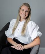 Book an Appointment with Hanna Anderson at Woodbridge Location